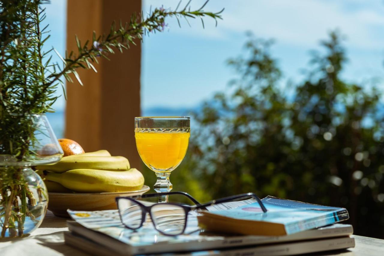 Jackie On The Beach Corfu Retreat Barbati Exterior photo