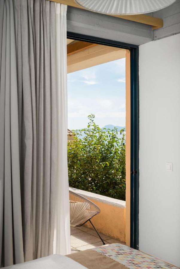 Jackie On The Beach Corfu Retreat Barbati Exterior photo